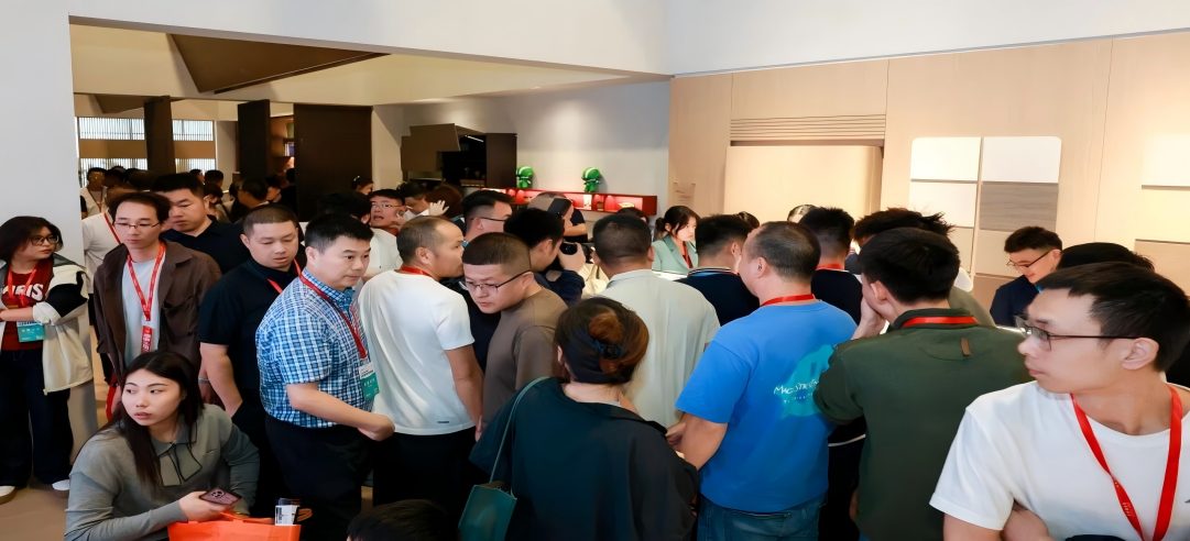 【首日直擊】新港哇塞空間來(lái)啦！木藝博物館奇妙派對(duì)，超多震撼亮點(diǎn)嗨翻全場(chǎng)！