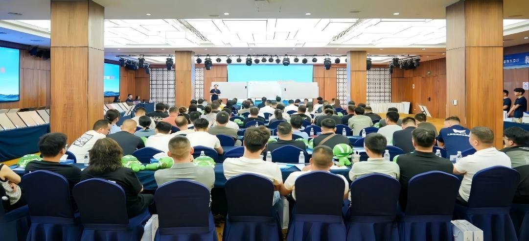 新港集團(tuán)品牌萬(wàn)里行9月征程圓滿收官，五城聯(lián)動(dòng)，共繪家居新版圖